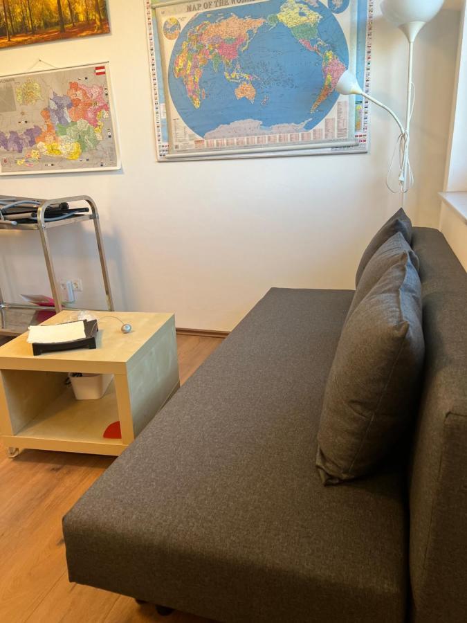 Ruhige Gruene Oase Bei Flughafen Schwechat Luaran gambar